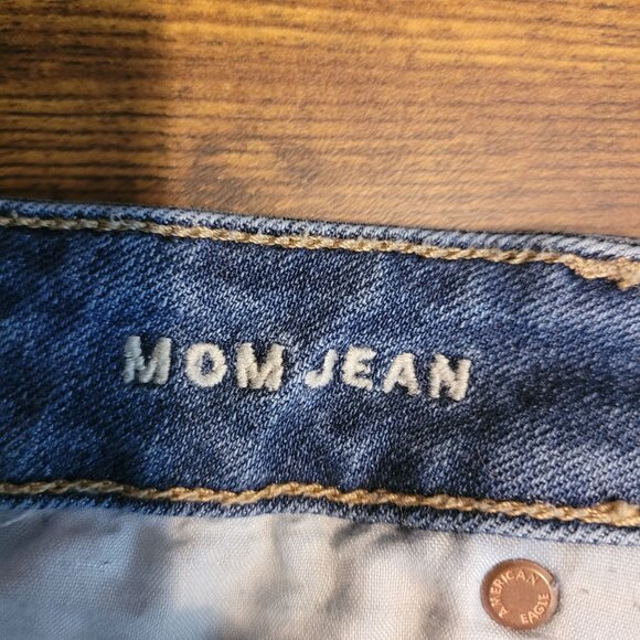 American Eagle Mom Jeans 8 R High Rise Medium Wash Stretch Denim - Picture 5 of 11